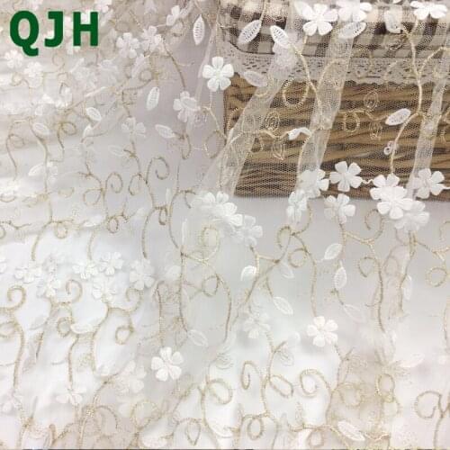 Latest golden&white 3D lace fabric Tulle Net cloth lovely flowers embroidered African lace trim for ladys party dress 450*130cm