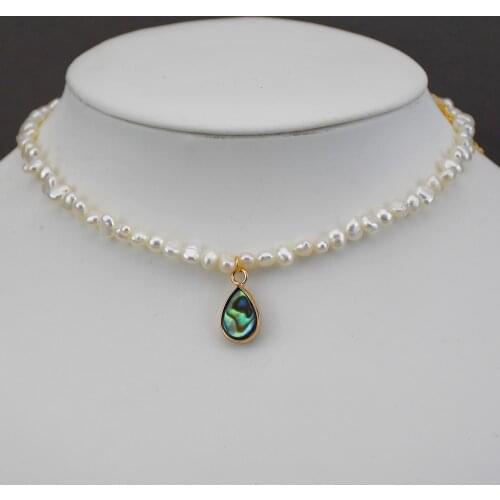 2019 New Abalone Pendant Necklace Choker Freshwater Pearl Gold Color Chain Collar Necklace Women Fantastic Elegant Party Jewelry
