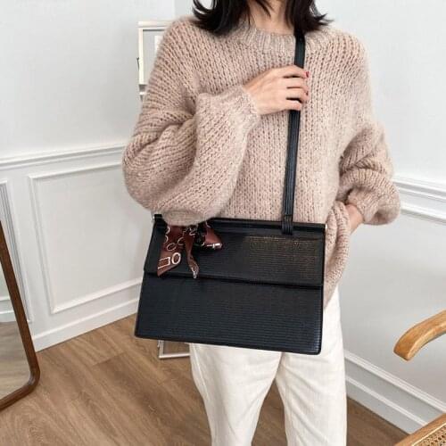 High Capacity PU Leather Chain Crossbody Bags for Women 2021 Big Handbags and Purses Female Luxury Trending Cross Body Bag