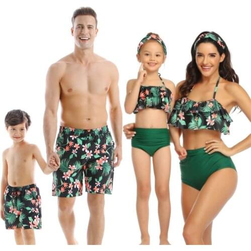 2021 Family Swimsuit Bikini Beach Mommy Me Clothes Swimsuit Mom Outfits Look Mother Daughter Swimsuits Men Kids Bathing Shorts