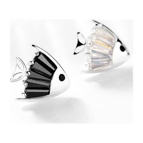 South Koreas New Fashion Cute Small Goldfish Earrings Simple Commuting Sweet Party Dating Wild Ear Jewelry Women