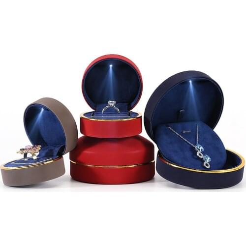 LED Light Wedding Ring Pendant Box Jewelry Display Storage Engagement Rings Necklace Pendants Jewelry Display Case
