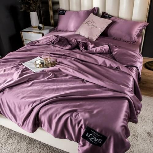 2021New Ice Silk Spring Summer Quilt Solid Color Flat Bed Sheet Washable Air Conditioning Comforter Blanket 150*200/180*200c