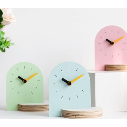 Nordic Style Clocks and Watches Household Living Room Desk Clock Creative Light and Decoration Solid Wood Digital Clock Mute