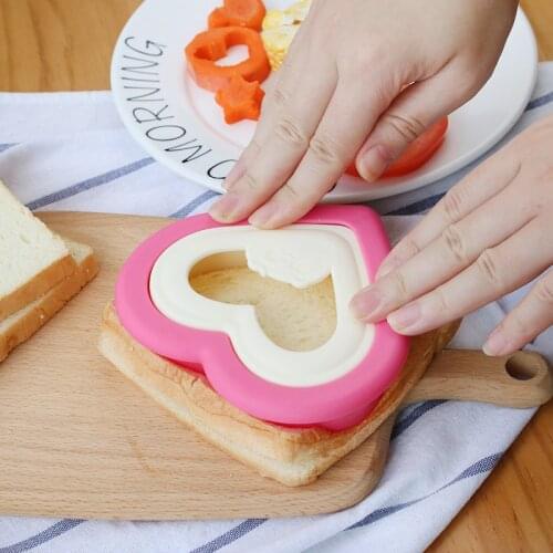 2 In 1 Plastic Pocket Sandwiches Cutter And Sealer Best Kids Sandwiches Mold/Mould Cookie Cutter Bread Sealer And Decruster 078