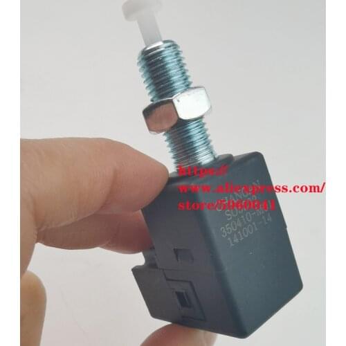 Brake light switch/sensor for CHANGAN CS35 CS75 Foot brake switch 3504110-M01 3504110-W02
