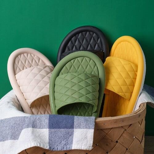 2021 Summer New Solid Color Ladies Pattern Sandals Cute Bathroom Bath Non-slip Slippers Outdoor Breathable Beach Shoes