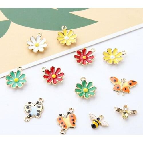 10pcs New Sunflower Butterfly Bee Pendant Cute Bee Earring Sun Flower Earrings For Women Girls Diy Jewelry Material Wholesale