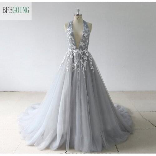 Tulle Lace Appliques Strapless V-Neck Floor-Length A-line Wedding gown Bridal dress Chapel Train