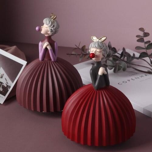 Nordic Style Bubble Girl music box Movement Resin Crafts clockwork Manual Spin Home Decoration Creative christmas gift