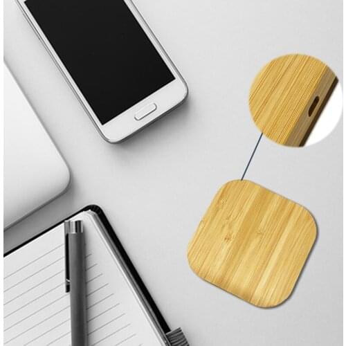 2021 New Style Slim Wood Wireless Charger Thin Aviation Aluminum Computer Numerical Control Technology Fast Charging Pad