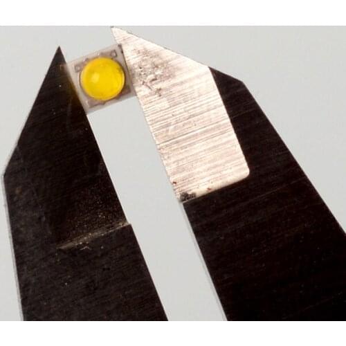 10pcs/lot 3W5W led chip 3535 3V 4000K Natural White LED CREE Chip for daytime running lights gold bottom light-emitting diode