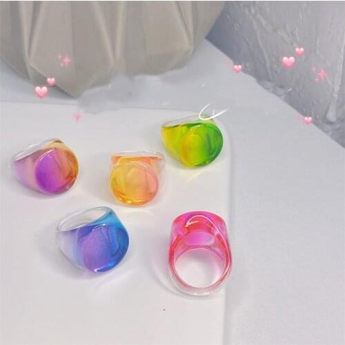 GANXIN Round Aesthetic Rings for Womens Trendy Retro Transparent Gradient Colorful Acrylic Ring Festival Jewelry Bague anillo
