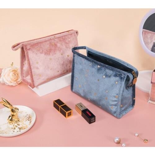 2021 New Luxury Gold Star Cosmetic Bag Women Zipper Velvet Makeup Bag Female Portable Travel Make Up Beauty Case