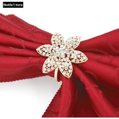 4pcs/lot Christmas Napkin Rings Hotel Wedding Table Decoration Rhinestone Napkin Holder Nickle gold Plating Serviette Ring