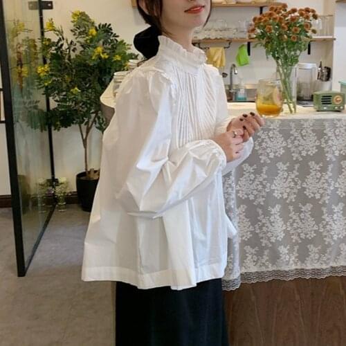 French Retro White Puffs Sleeve Shirt Womens Autumn 2021 Loose Long Sleeve Folds Ruffles Crop Tops Korean Streetwear
