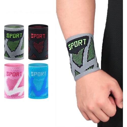2Pcs Sport Wristband Breathable Elastic Wristbands Gym Fitness Gear Weightlifting Wrist Wraps for Basketball Tennis Badminton