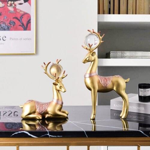 A Pair of Modern Metal On Deer Crystal Ball Handicraft Home Decoration Ornaments Living Room Table TV Cabinet Iron Art Gift