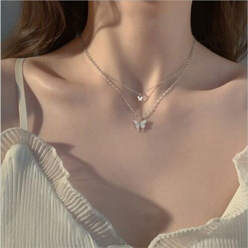 Vintage Multilayer Pendant Butterfly Necklace for Women Butterflies Diamond Charm Choker Clavicle Necklaces Fashion Jewelry Gift