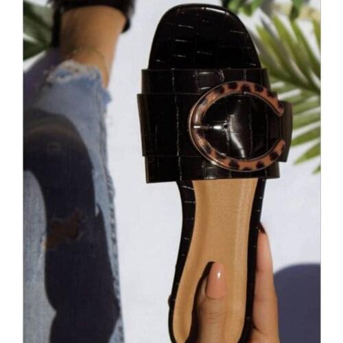 2021Women Flat Slippers Leopard Buckle Casual Slip On Beach Outdoor Comfortable Sandals Fashion Summer Woman Breathable Shoes