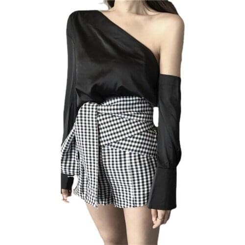 Summer Black Women 2 Piece Sets Long Flare Sleeve Sexy One Shoulder Shirt+High Waist Plaid Mini Shorts fashion 2pc Suits Outfits