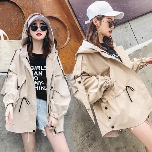 Autumn Korean Women Short Hooded Windbreaker Black Khaki Red Drawstring Waist Lace Up Tooling Trench Coat Casual Female Outwear