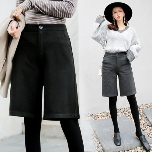 Knee Length Female Ladies Woolen Bootcut Short Pants Straight Pockets Autumn Winter Wool Shorts Wide Leg Large Size XXL Loose