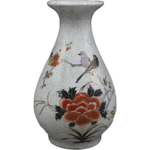 China old Painted Golden Flower and Bird porcelain vase