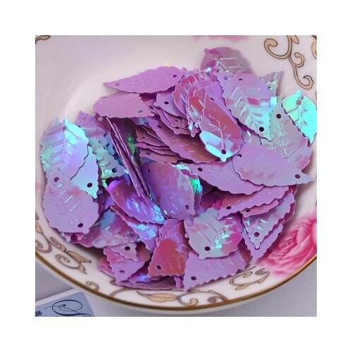 520pcs Leaf Sequins 13*24mm PVC Sewing DIY Garment Accessory Leaves With 2 Holes Purple AB Confetti Spangles