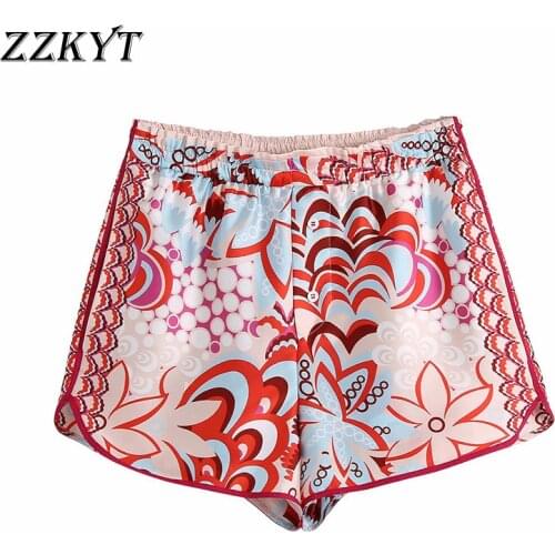 2021 Women Summer Vintage Floral Print Sweatpants Shorts Fashion Button Elastic Waist Female Harajuku Casual Short Mujer