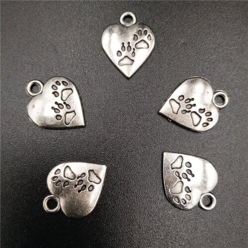 30Pcs Lovely Animal Paw Print Charms Dog Cat Pet Love Heart Jewelry Making 17*18MM