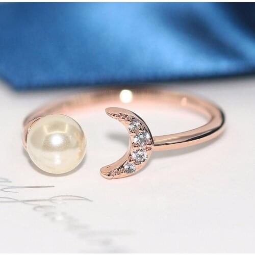 Womens Rose Gold Plated Inlay Moon Pearl Ring Sweet Romantic Wedding Ring Silver Color Zircon Ring Anniversary Jewelry Gifts