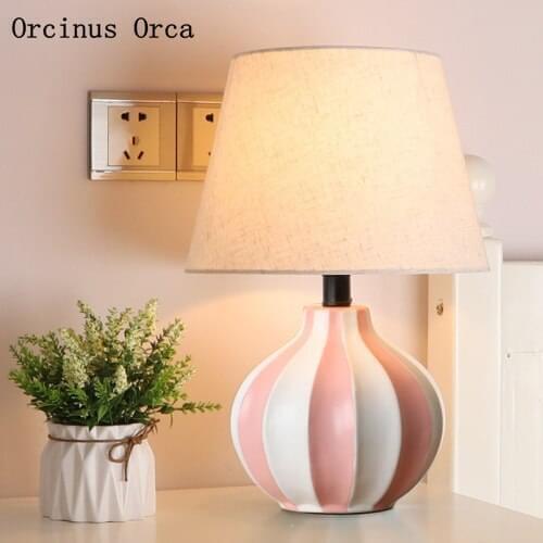 American pink ceramic desk lamp girls bedroom childrens room lamp Nordic creative romantic decorative corrugated desk lamp