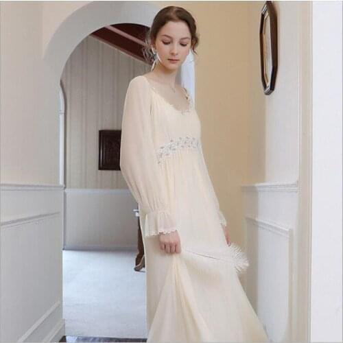 Women Autumn Graceful Lace Embroidery Nightdress Princess Vintage Full Sleeves Floral Nightgowns Simple Round Neck Sleepwear New