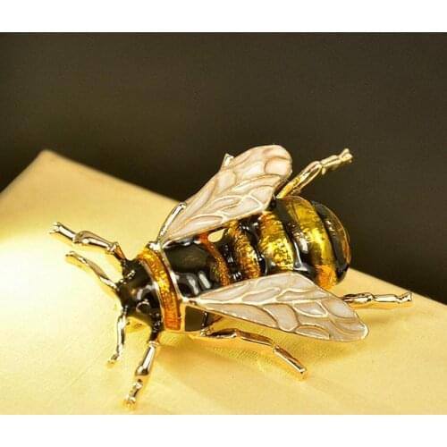 Creative Golden Bee Green Yellow Enamel Insect Brooch For Female Animal Brooch Fashion Festive Party Gift Wholesale