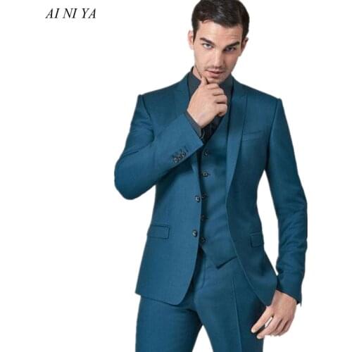 Mens Suits Slim Fit Groomsmen Wedding Tuxedos Three Pieces Groom Suit Peaked Lapel Formal Blazers With Jacket Vest Pants