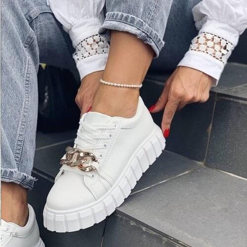 2021 Rivets Women Sneakers Fashion Woman Shoes Spring Trend Casual Sport Shoes for Women Comfort White Vulcanized Platform Shoes