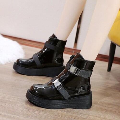 Women Ankle Boots 2020 Winter Thick Sole Platform Boots Fashion Luxury Brand Womens Patent Leather Boots Woman Shoes Black Flat