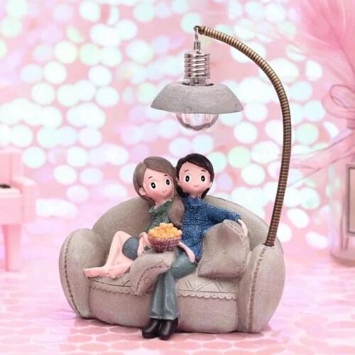 1PC Couple Character Ornaments with LED Light Resin Crafts for Home Garden Decor Creative Boys and Girls Friends Night Lamp