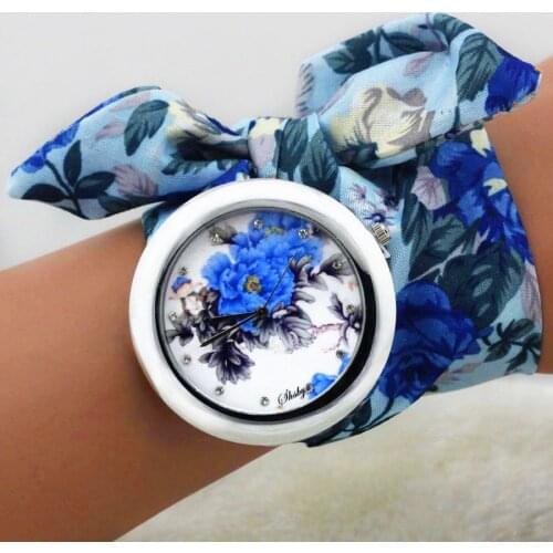 Shsby New Design Ladies Flower Cloth Wrist Watch Fashion Women Dress Watch High Quality Fabric Clock Sweet Girls Watch