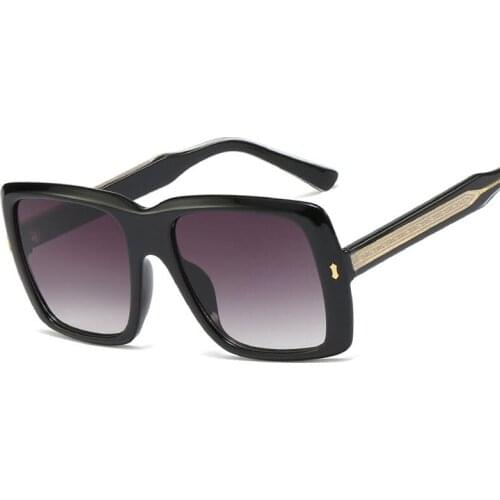 Veshion Square Big Frame Built-in Metal Feet Sunglasses Men Women Fashion Shades UV400 Vintage Glasses