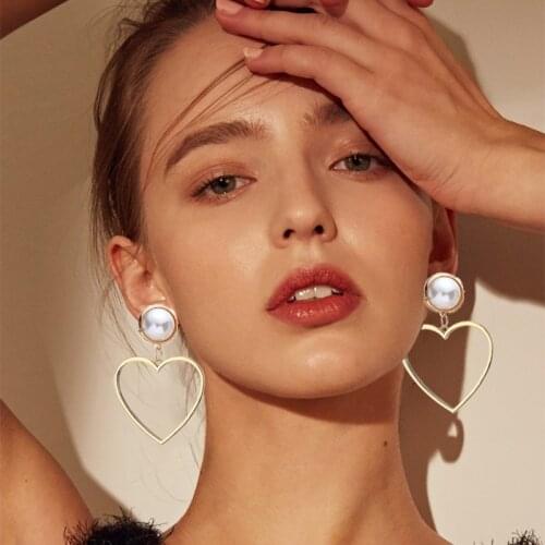 Korean Fashoin Pearl Hollow Love Heart Dangle Earrings for Women Girl Simple Statement Long Drop Earrings Gift