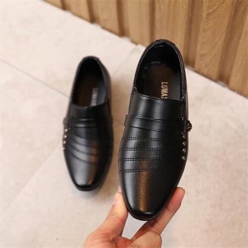 The boy black shoes British wind boy white shoes 2021 childrens shoes, leather shoes dress fashion show