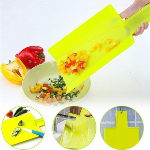 Eco-friendly Foldable Handle Block Shovel Shape Cutting Mat Lightweight Chopping Block Easy to Clean for Home