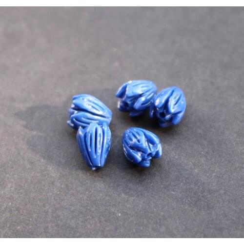 20 pieces/lot) Carved Jasmine Flower Artificial coral beads 7 8mm Cobalt Blue color for Jewelry making