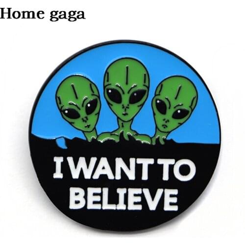 DB118 Homegaga Alien Funny Movies Badges on Backpack Pins Badges Decoration Brooches Metal Badges For Clothes Bag Gifts