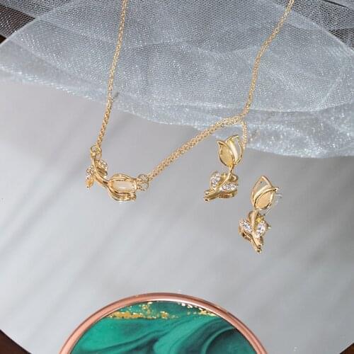 2pc/set New Womens Earrings Fashion Color Acrylic Flower Stud Earrings Sweet Colorful 2020 Stud Earrings Female Jewelry Girls