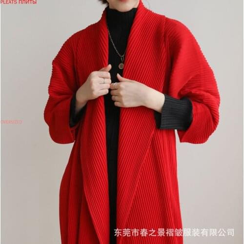 Miyake Pleated Autumn and Winter New Classic Thickened Windbreaker Medium Length Loose Cape Mens and Womens Trench Coats