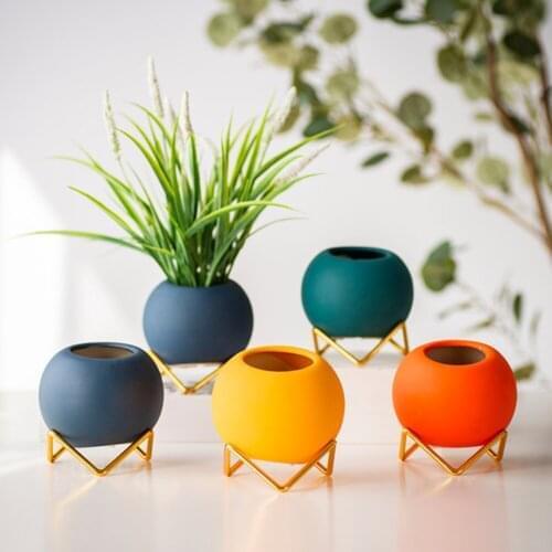 Nordic Style Ceramic Iron Art Vase Home Decoration Round Flower Pot Green Plant Flowerpot Coffeehouse Officeroom