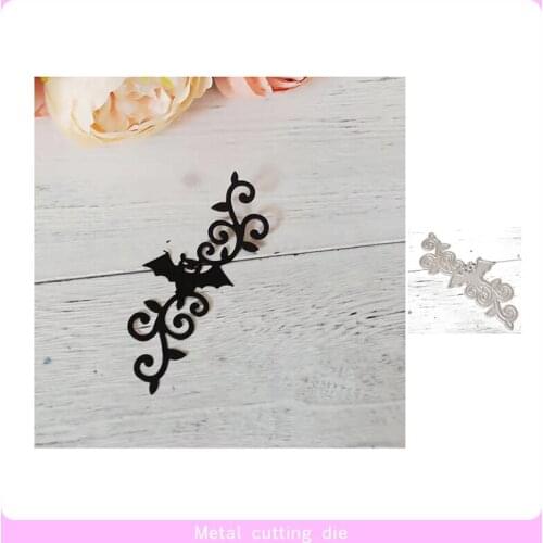 Metal Cutting Dies Bat Border Halloween for Scrapbooking Craft DIY Album Embossing Folder Stencils Handmade Template Dies Decor